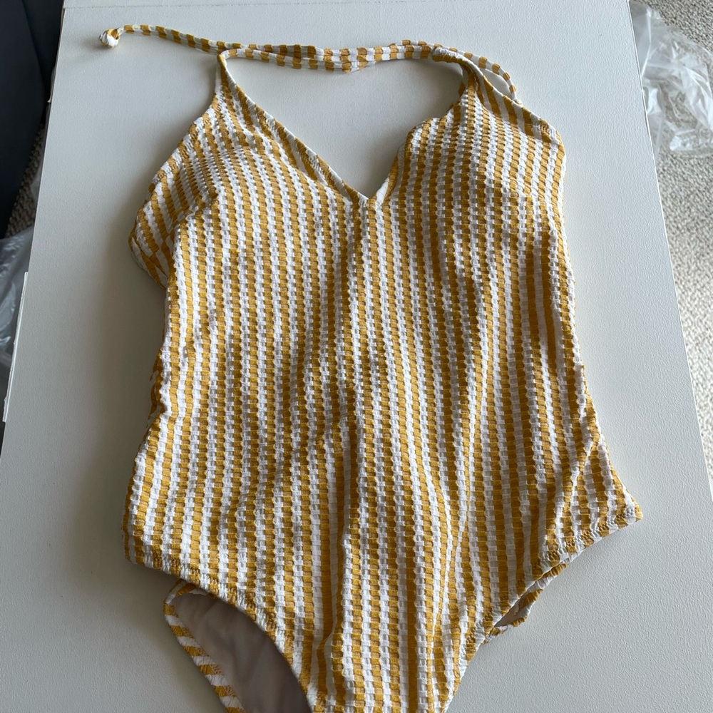 Jessica Simpson one piece swim suit, size medium.